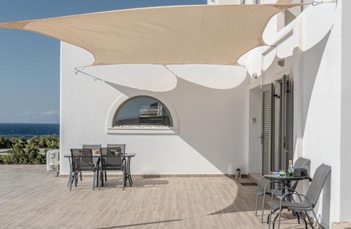 Stelida House | Dionysus House and Ariadne Apartment