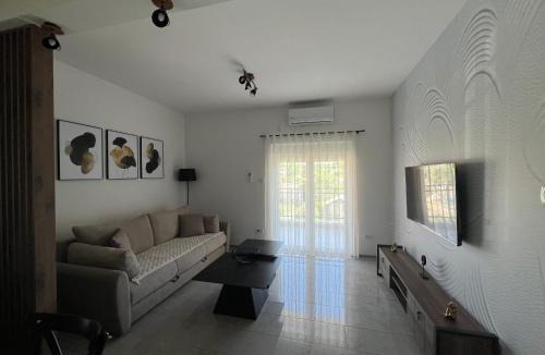 Radanovici Apartment | DIS LUX Apartments