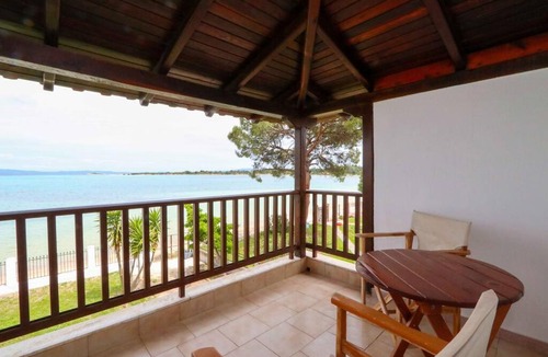 Vourvourou Villa | Docker 2 Beachfront Villa Vourvourou by Halkidiki Villas