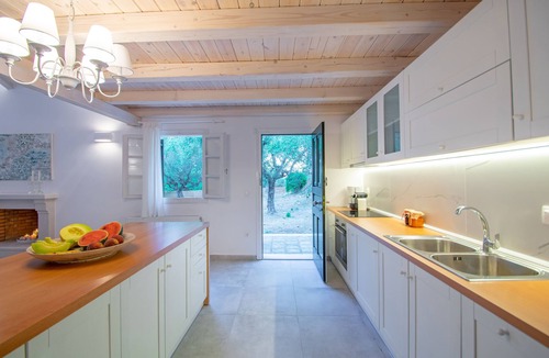 Agrilia Villa | Doliva Estate