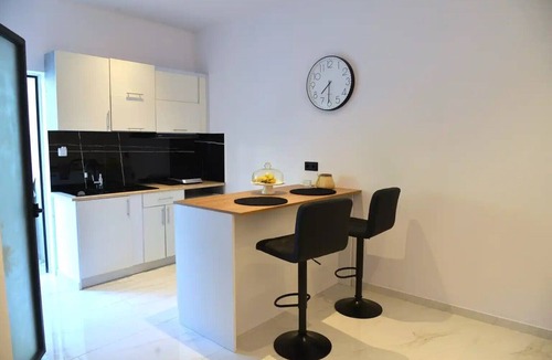 Agios Gordios Apartment | Doliva Studio 6 Apartment with Private Pool