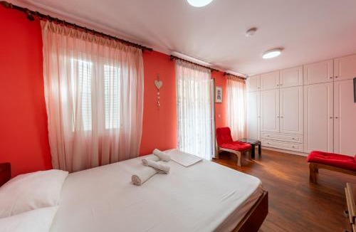 Corfu Town Apartment | Dora's happy apartment