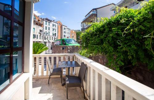Babin do Hotel | Double Room with Balcony Near Old Town