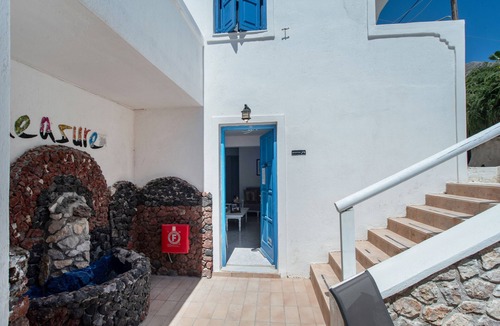 Perissa Apartment | Double Room with View 8: Sea View, Balcony & Air Conditioning