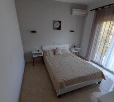 Megalos Prinos House | Doukas