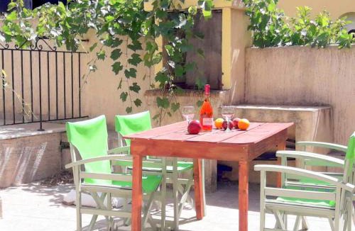Frikes House | Dourios Ippos Apartments