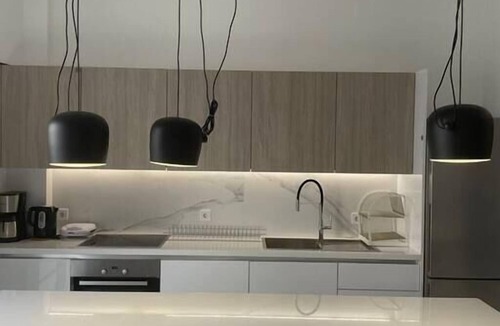 Ilisia Apartment | Downtown 3/Bedroom City Apartment