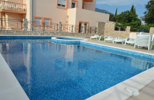 Bar Apartment | Dream villa with pool, a few steps from the sea, peace and privacy