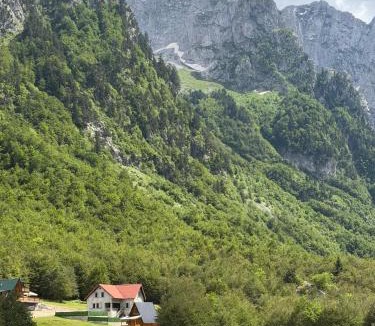 Montenegro House | DreamHouse Grebaje