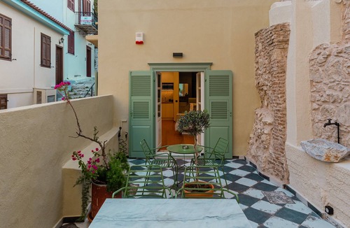 Nafplion City Centre Apartment | Dukakis Studio