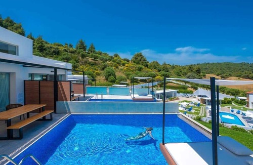 Kassandra Apartment | Duplex Suite w/Heated Pool & Sea View