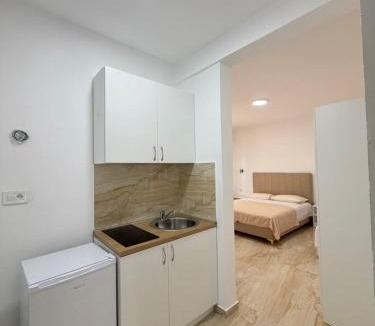 Gjerana Hotel | Duraku Apartments