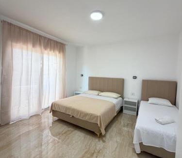 Gjerana Hotel | Duraku Apartments
