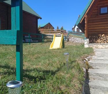Zabljak House | Durmitorski cvijet