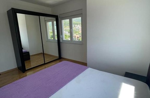 Susanj Apartment | Dvosobni stan u Baru ( tweekamer appartement in Bar )