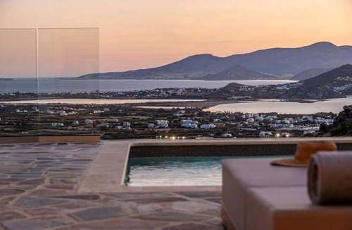 Naxos Town Villa | Εartha Horizon Residency - Skyline Sea Views Naxos