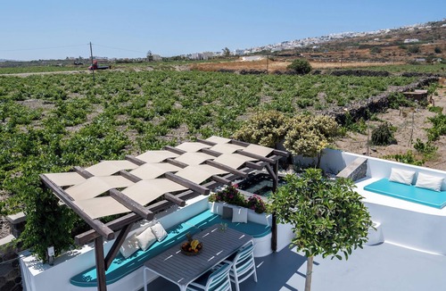 Kamari Villa | East Side Private villa , 2 bedroom & jacuzzi