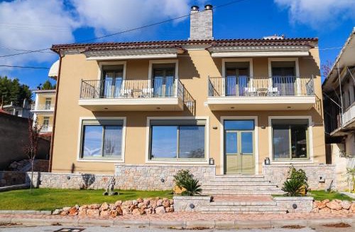 Gialtra House | East & West Seaside Apartments