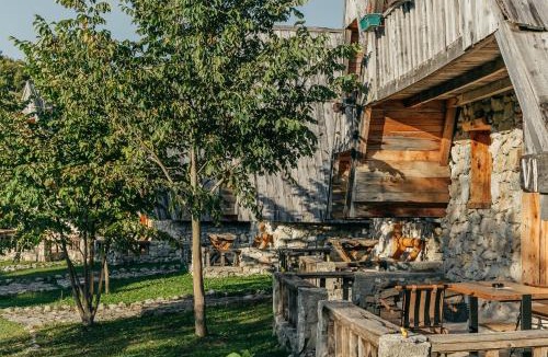 Poscenje Resort | Eco Village Nevidio