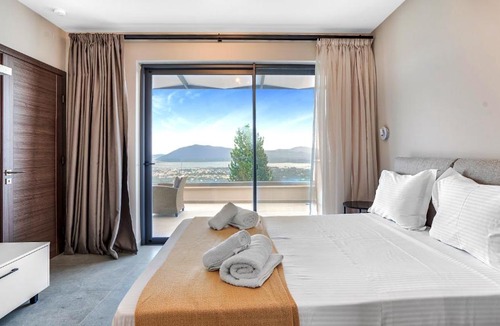 Apolpaina Villa | Ecstasy Luxury Villas