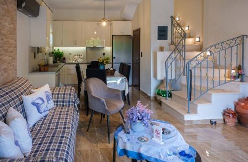 Sourpi Apartment | Effie's Maisonette and Detached Studio