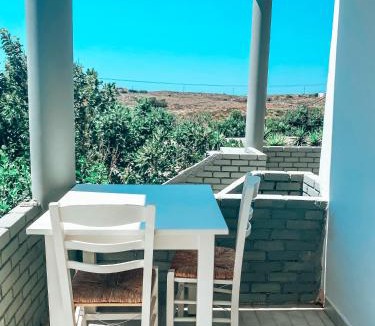 Livadia Hotel | Elafonisi Rooms For Rent