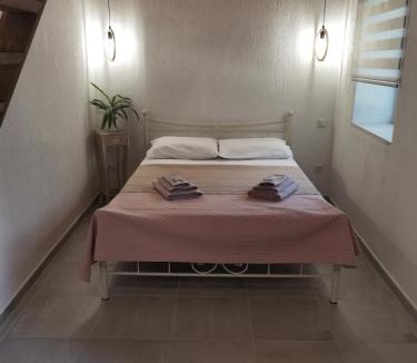 Sourpi House | Elaion Thea2-Nies