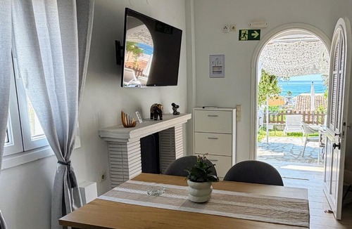 Agios Georgios Pagon Apartment | Eleana apartments and studios