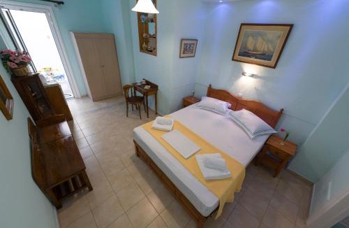 Aegina Town House | Electra