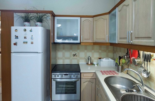 Korydallos Apartment | Elegant 2 Bd Apt with Balcony in Korydallos Square