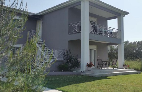 Ormos Panagias Apartment | Elegant house