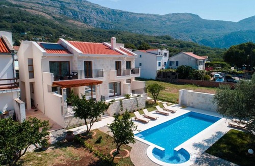 Kaluđerac Villa | Elegant Villa Zen Port