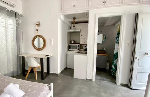 Mykonos Town Apartment | Elenita’s Mykonos town flat