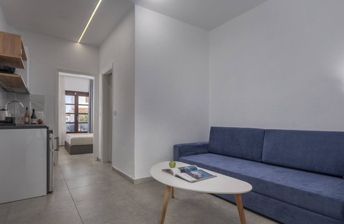 Afytos Apartment | Eleon Suites & Apartments