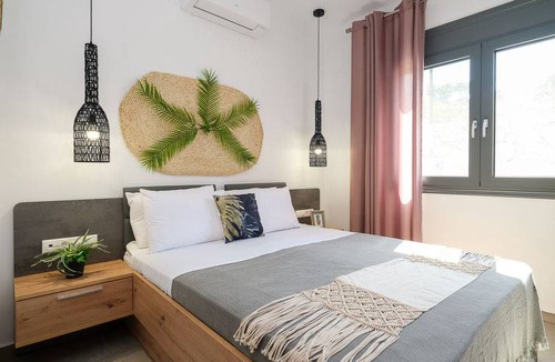 Monopari House | Eleonas