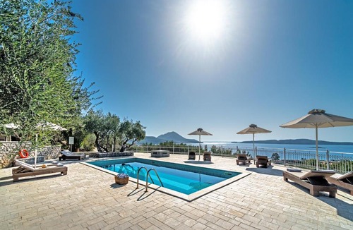 Gialova Apartment | Eleonas Holiday Houses