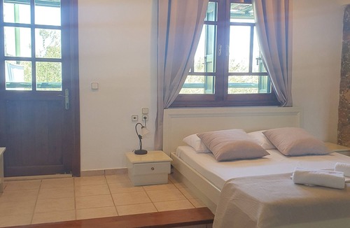 Plomari Hotel | Elia Village by Irida Iris Group