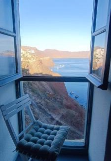Oia Apartment | Elias Cave House 270o Caldera View Oia