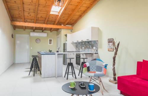 Corfu Town Apartment | Elina's easygoing place