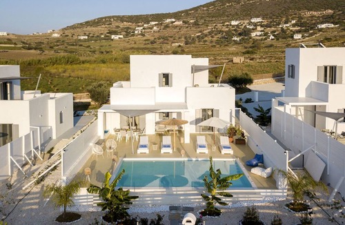 Paros Villa | Elitas Villa B, with 3 br and private pool