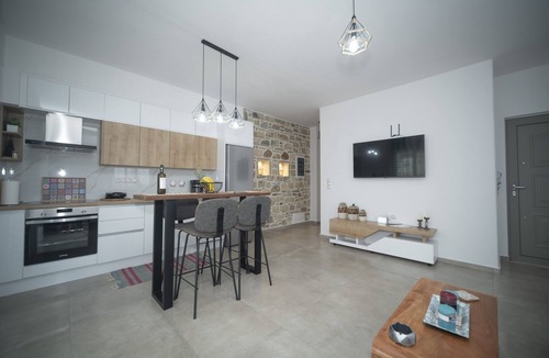 Pitsidia Apartment | Elixrysos Apartment 2