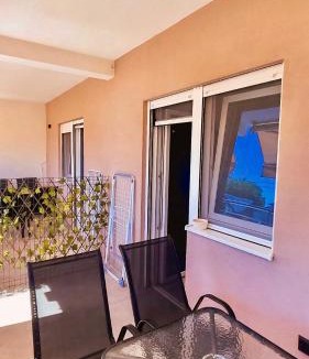 Bregvija Apartment | Ella Apartments