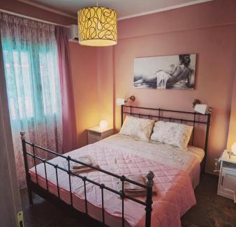 Nea Iraklia House | Elpida Suites