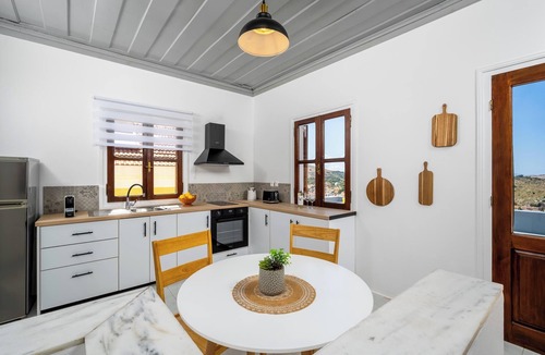 Symi Apartment | Elpidas Apartments in Symi