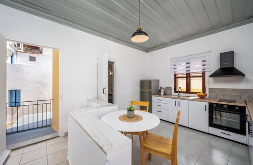 Symi Apartment | Elpidas Apartments in Symi