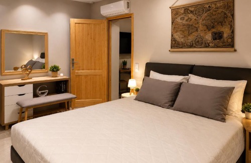 Selinia House | Elvira Boutique Suites - Elegant Studios near the Sea