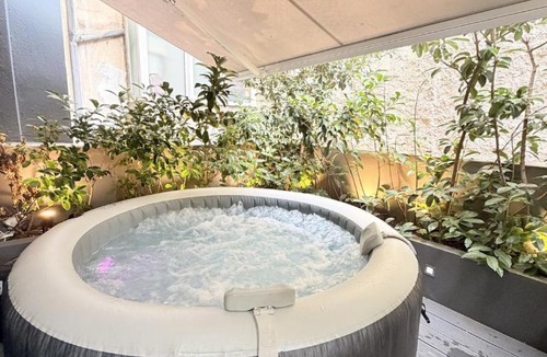 Piraeus Apartment | Elysian Hot Tub Suite Piraeus
