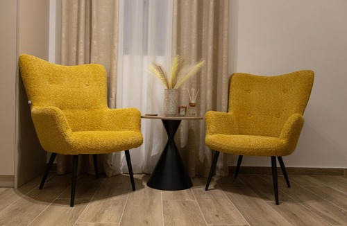 Gythio Apartment | Elysian Studios