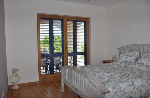 Krasici Apartment | Emerald Beautiful Apartment with stunning views