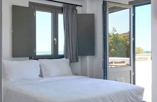 Agios Fokas Hotel | Emerald Tinos